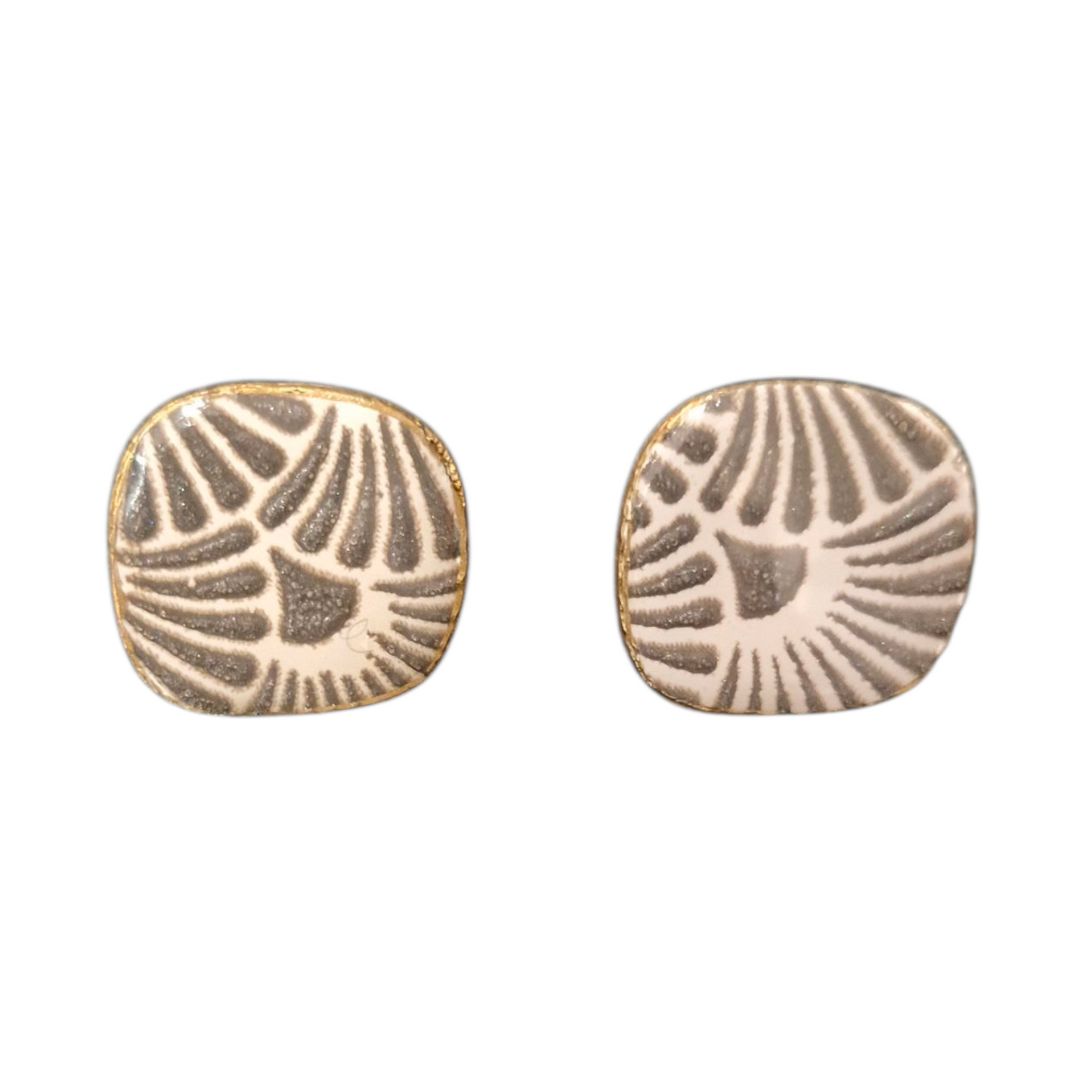 Radiate Studs