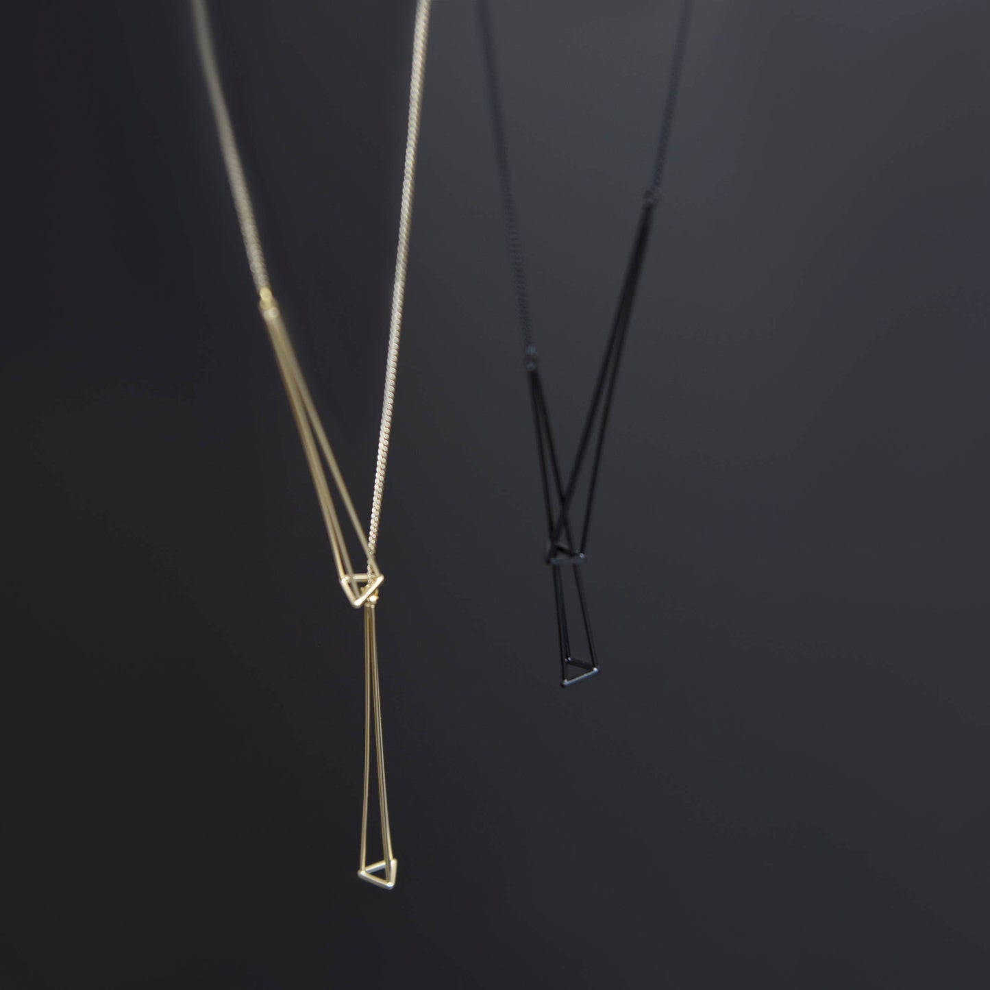 Glint Short Lariat Necklace