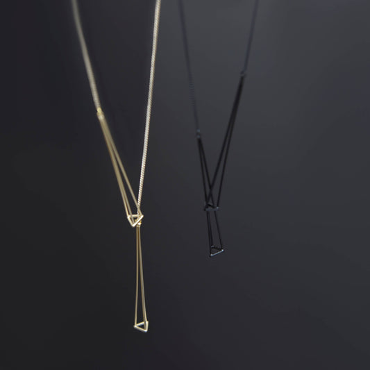Glint Short Lariat Necklace