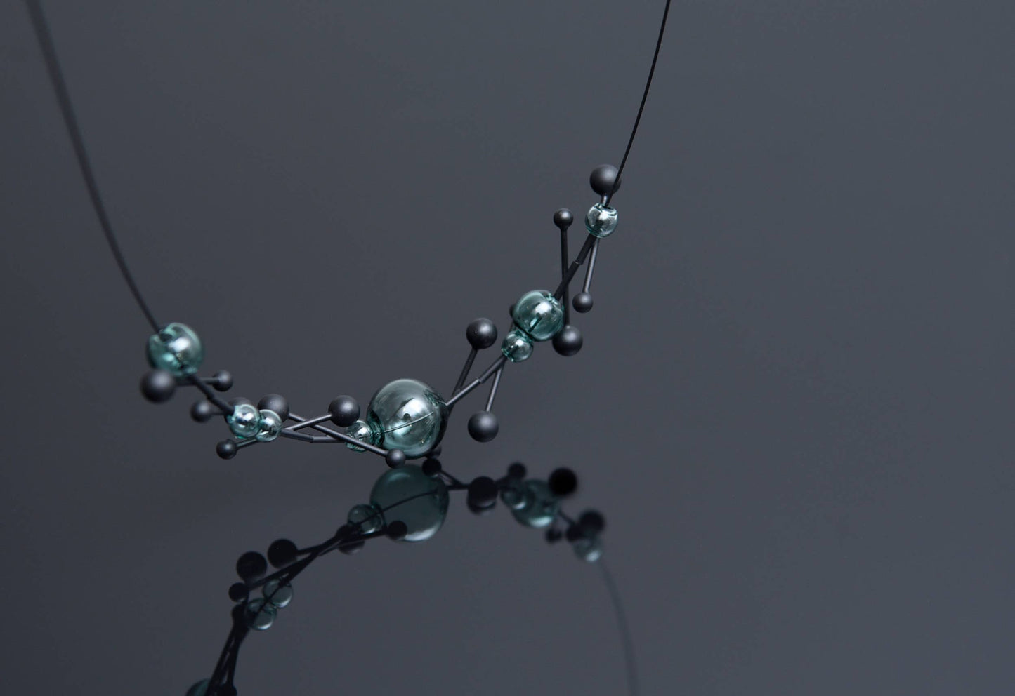 Vevé Necklace
