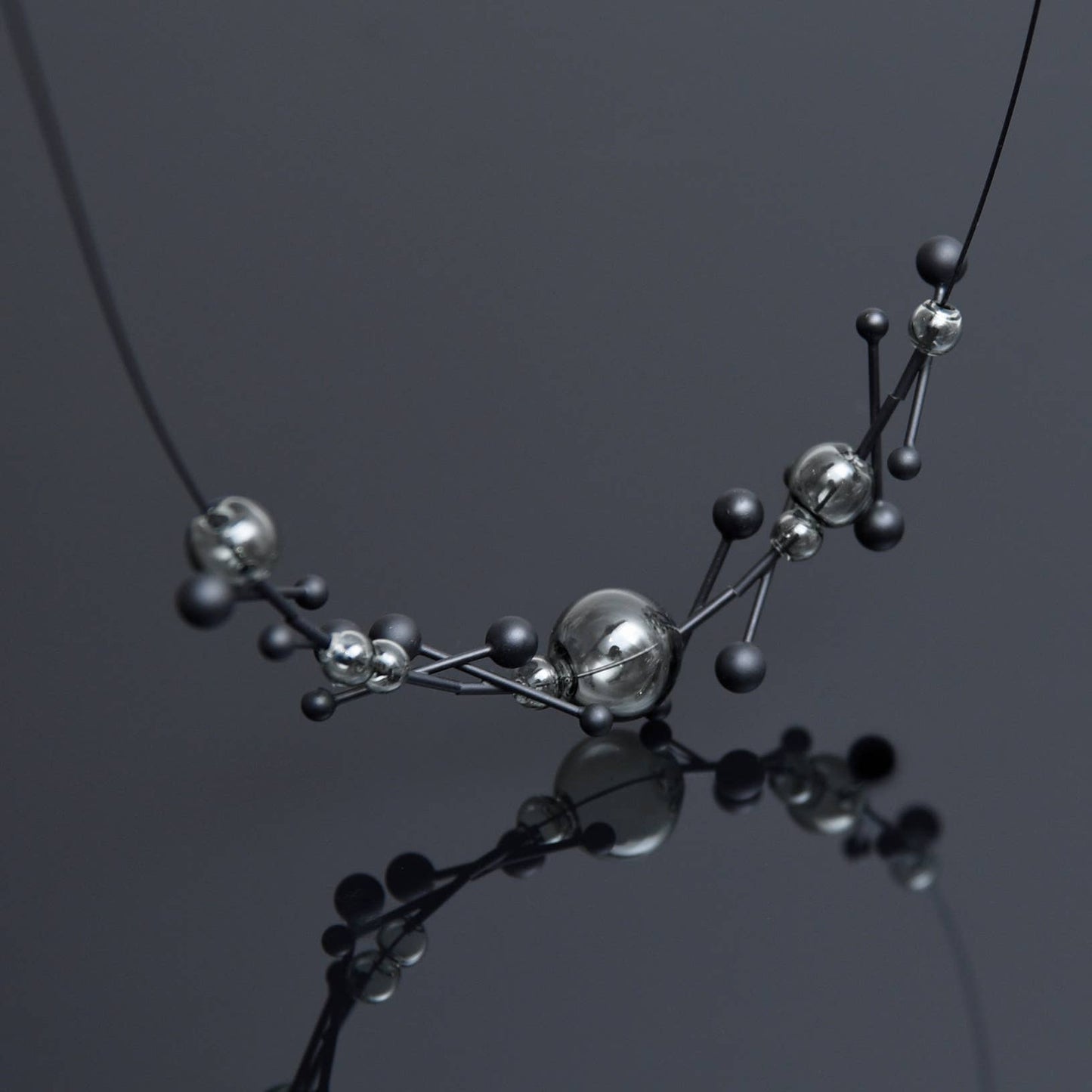 Vevé Necklace