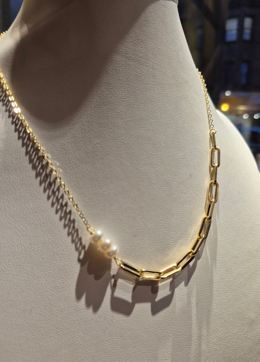 Three Pearl Paper Clip Necklace