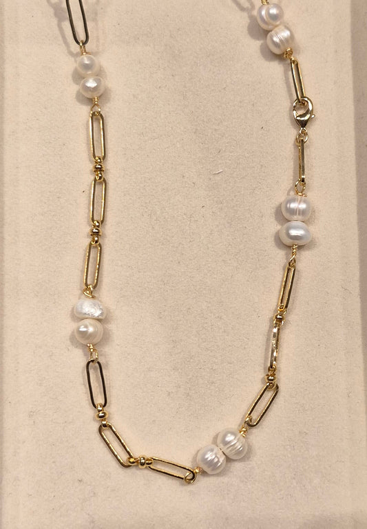 Grace Pearl Paperclip Necklace